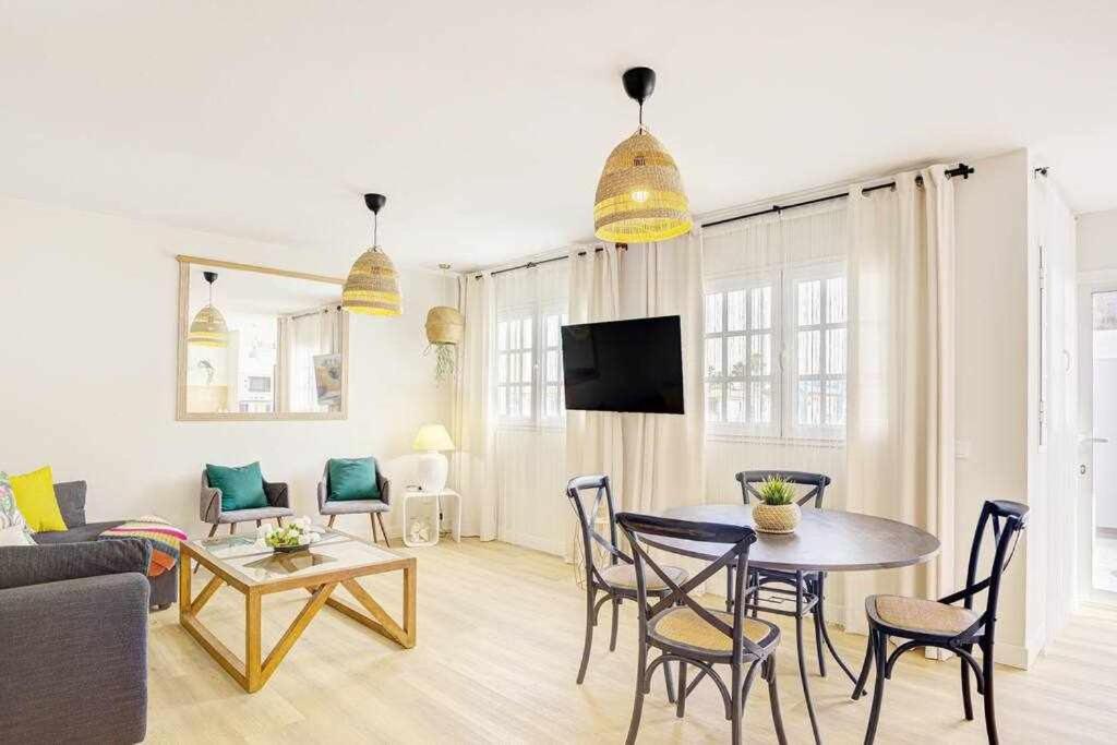 La Favorita Preciosa Villa Con Piscina Privada Corralejo Eksteriør bilde